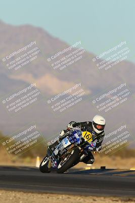 media/Dec-07-2024-CVMA (Sat) [[21c5f1ef85]]/Race 13-Amateur Supersport Middleweight/